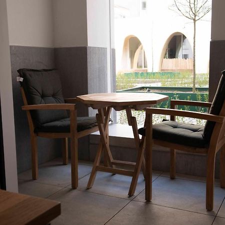 Cityantwerp Een Oase Van Rust Direct Achter De Meir Apartment Luaran gambar