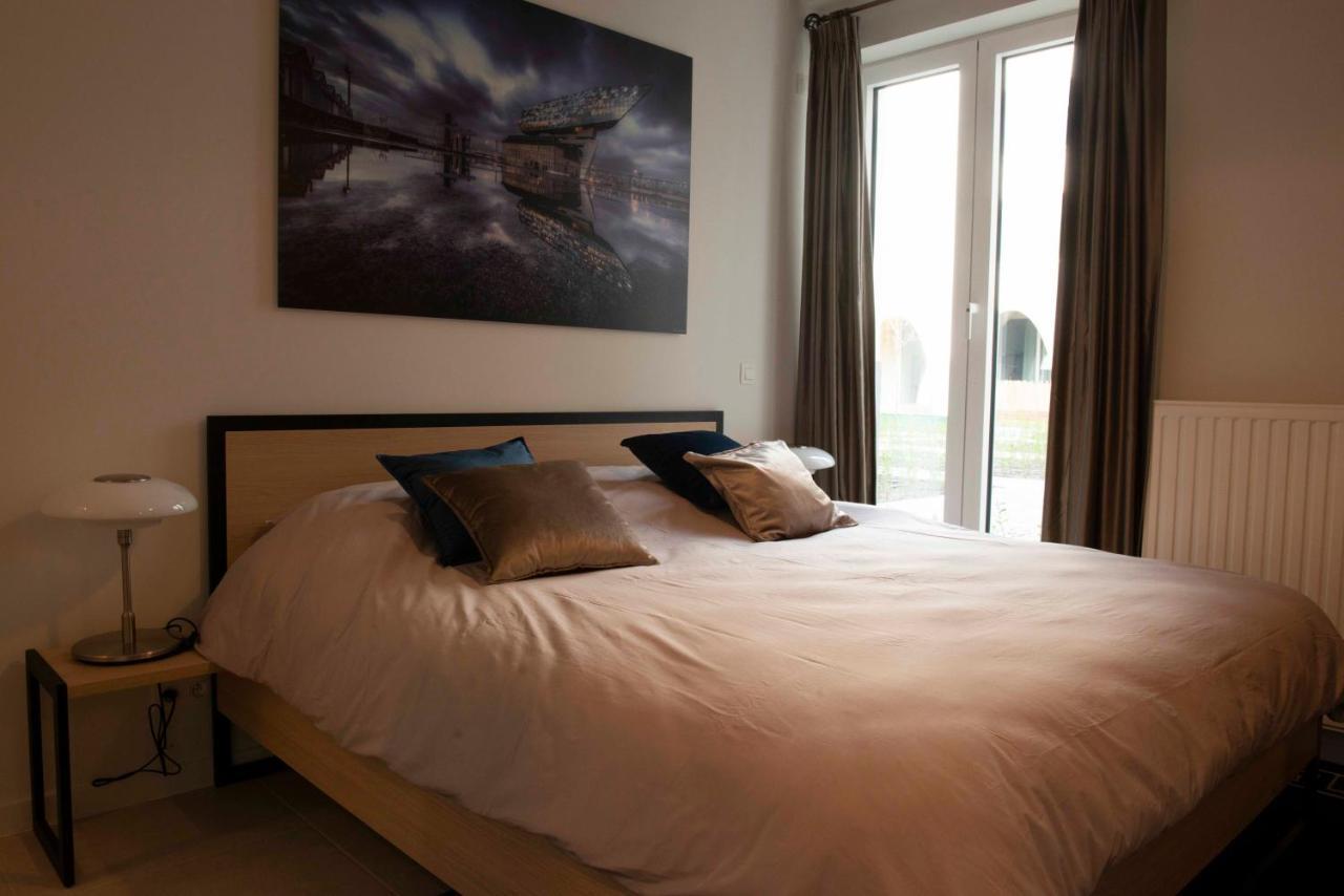 Cityantwerp Een Oase Van Rust Direct Achter De Meir Apartment Luaran gambar